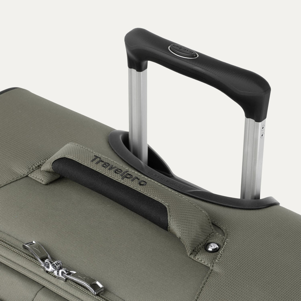 Travelpro Maxlite 5 Medium Check-In Rollaboard Luggage