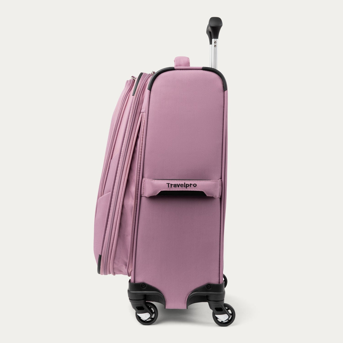 Travelpro Maxlite 5 Carry-On / Medium Check-In Luggage Set
