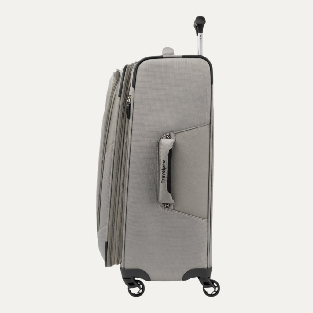 Travelpro Maxlite 5 Carry-On / Medium Check-In Luggage Set