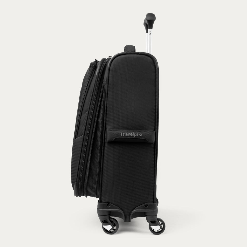 Travelpro Maxlite 5 Carry-On / Large Check-In Luggage Set