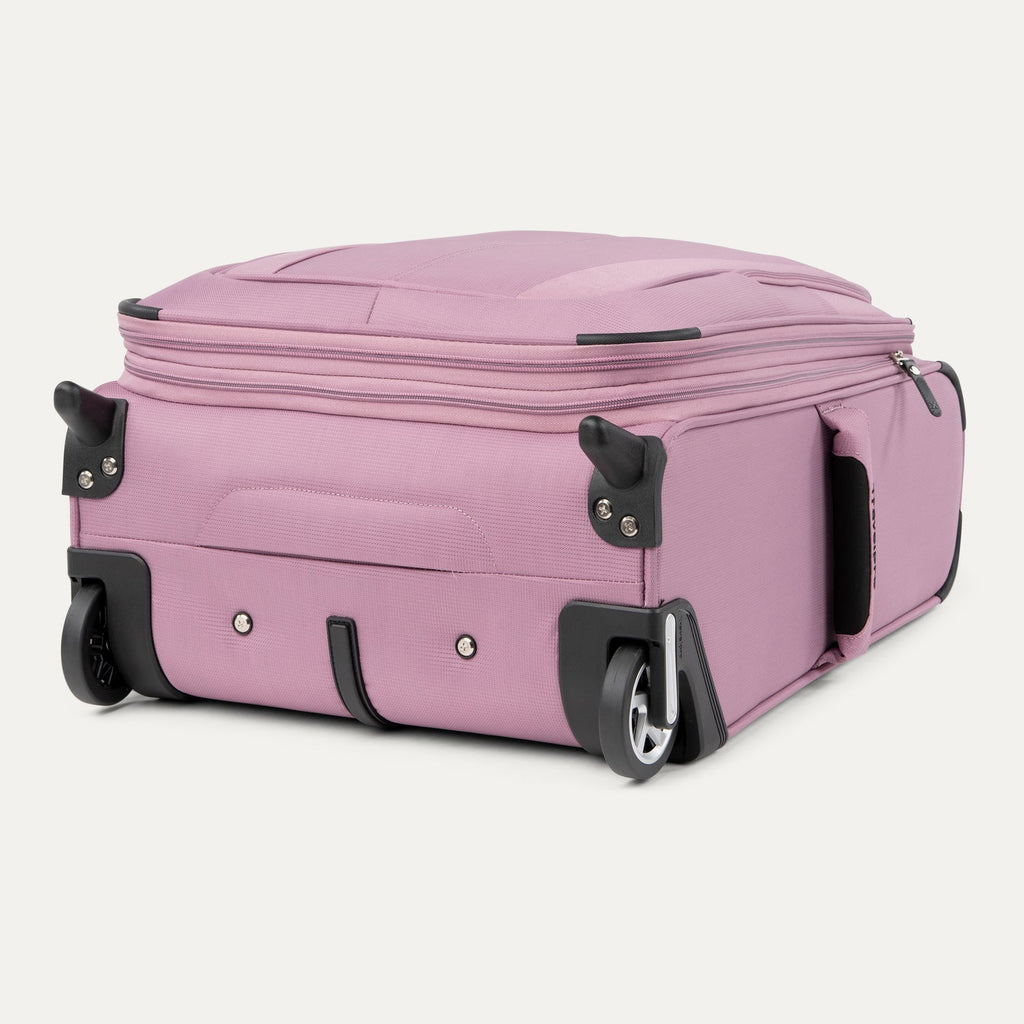 Travelpro Maxlite 5 International Carry-On Rollaboard Luggage