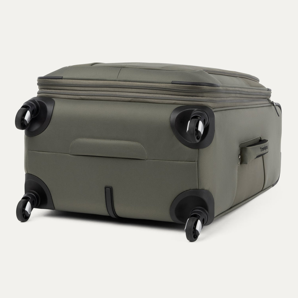 Travelpro Maxlite 5 Medium Check-In Spinner Luggage