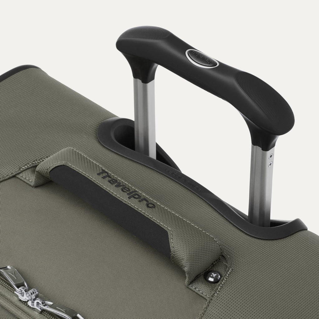 Travelpro Maxlite 5 Medium Check-In Spinner Luggage