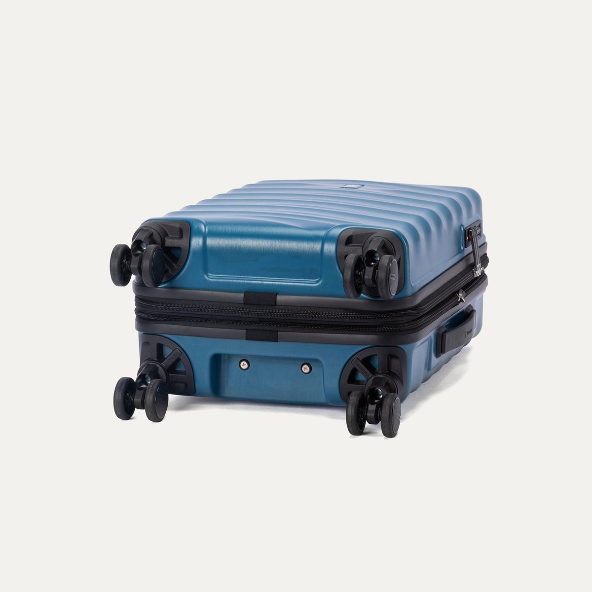 Travelpro Maxlite Air V2 Compact Carry-On Hardside Spinner Luggage