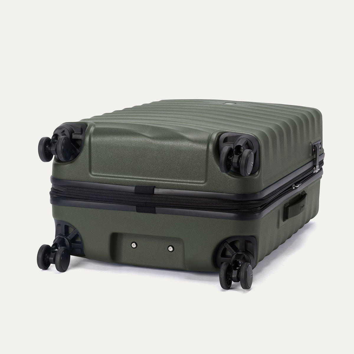 Travelpro Maxlite Air V2 Medium Check-In Hardside Spinner Luggage