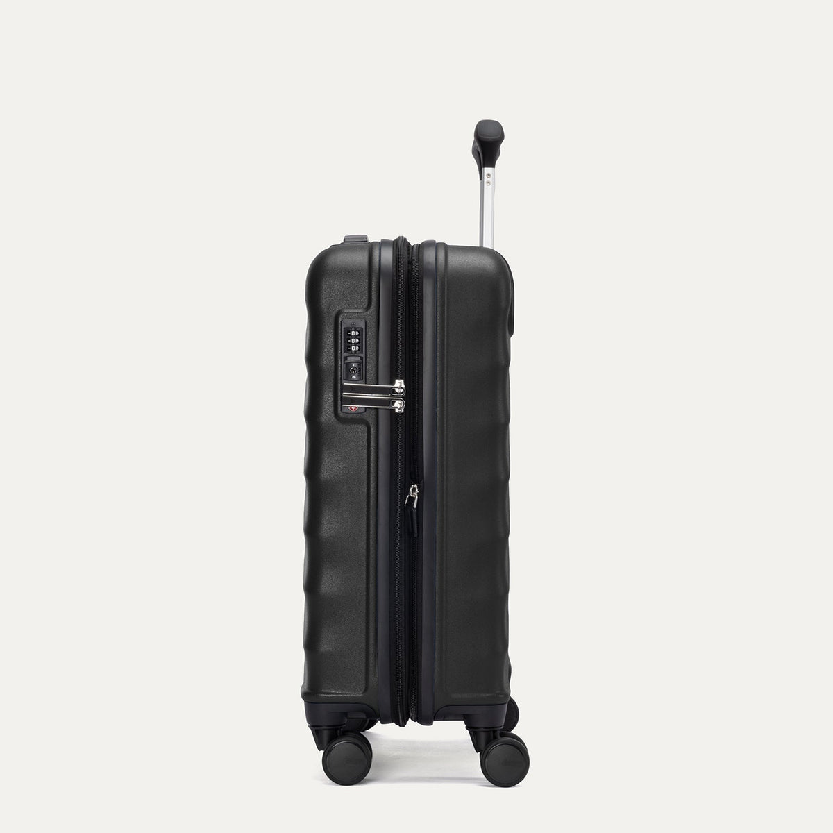 Travelpro Maxlite Air V2 International Carry-On Hardside Spinner Luggage