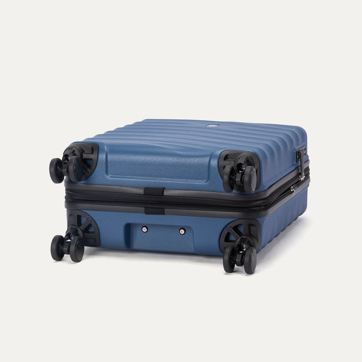 Travelpro Maxlite Air V2 International Carry-On Hardside Spinner Luggage