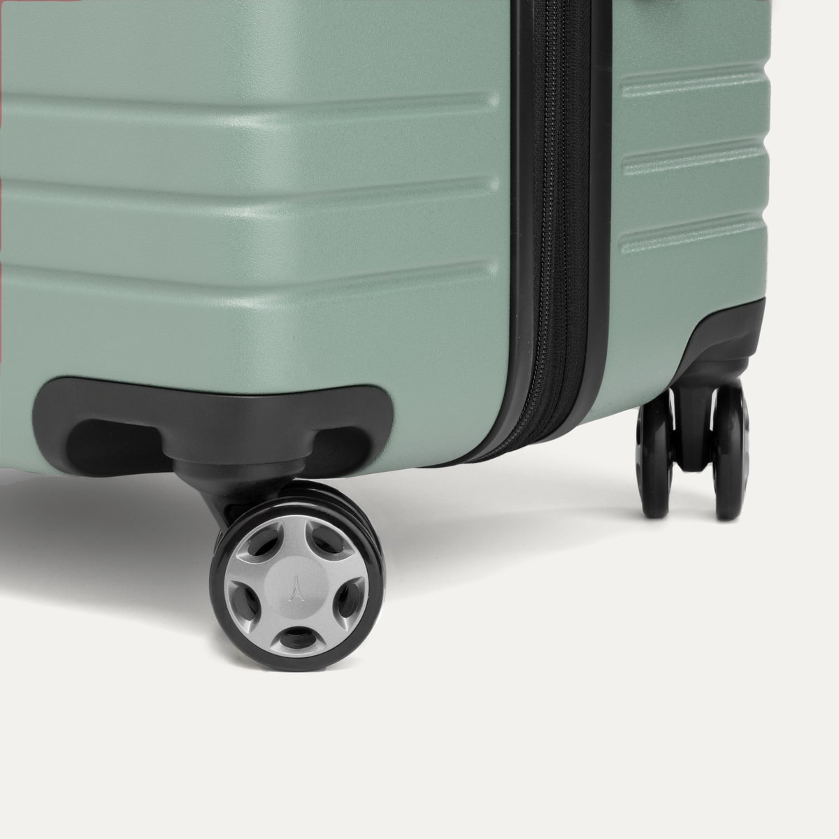 Travelpro x Travel + Leisure Medium Check-In Spinner Luggage