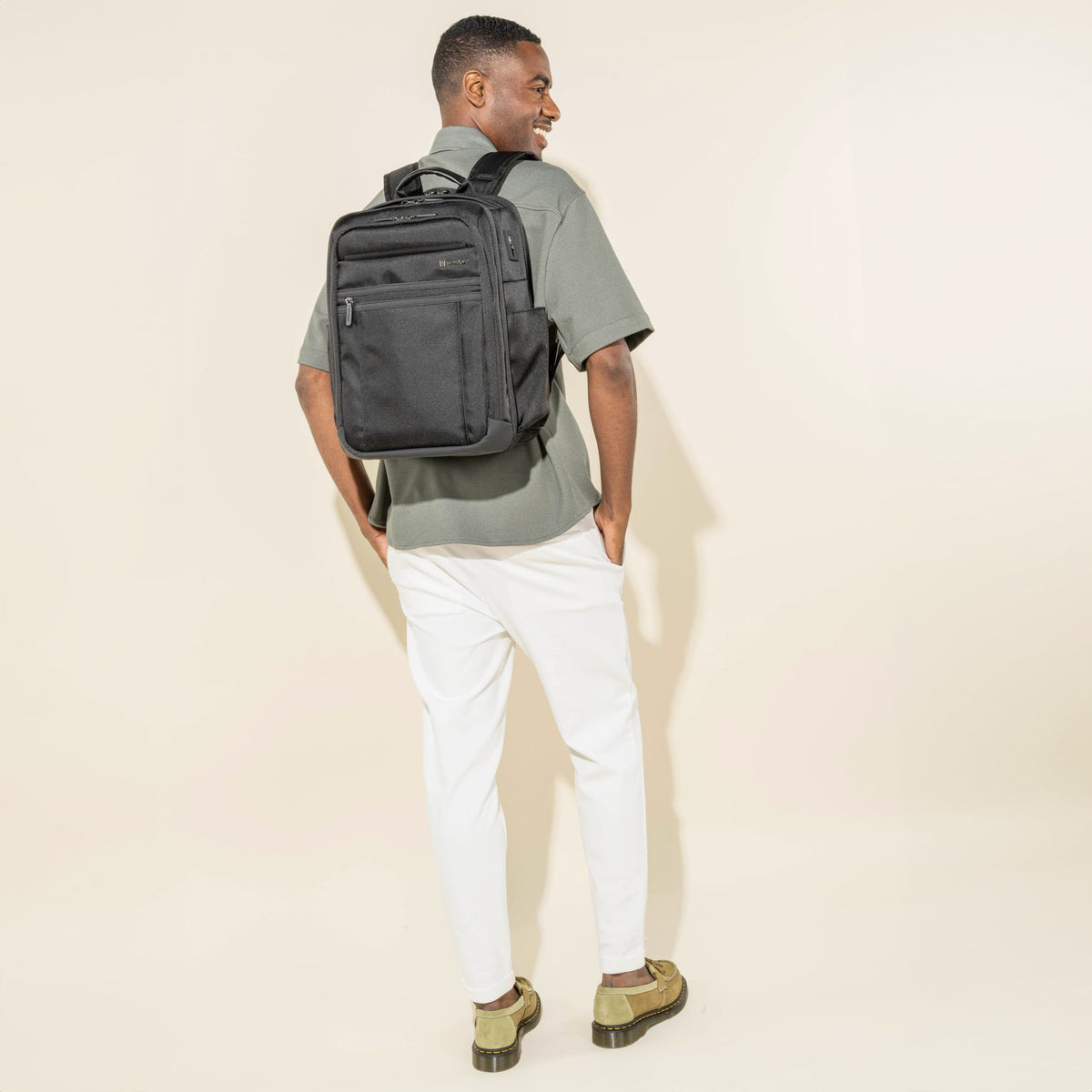 Travelpro Crew Executive Choice 3 Large Travel Backpack