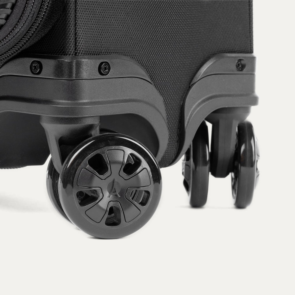 Travelpro Crew Classic Compact Carry-On Spinner Luggage
