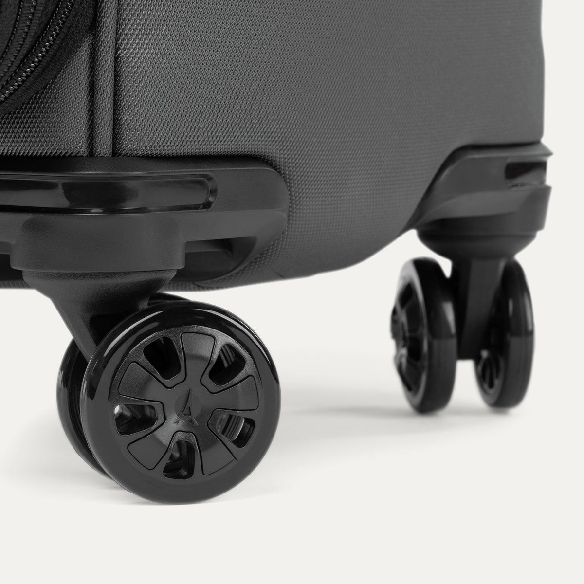 Travelpro Crew Classic Medium Check-In Spinner Luggage