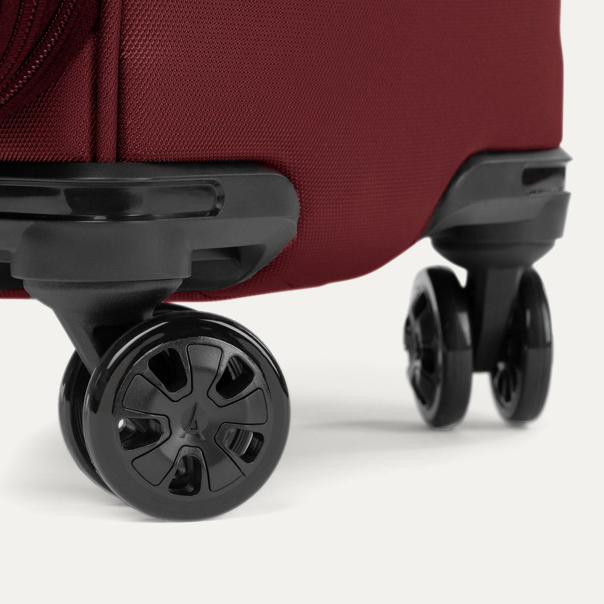 Travelpro Crew Classic Medium Check-In Spinner Luggage