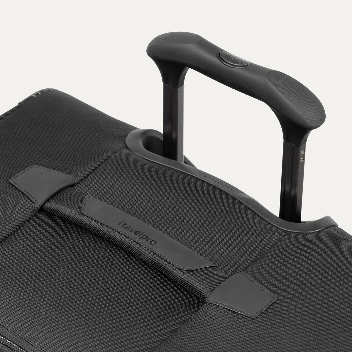 Travelpro Crew Classic Large Check-In Spinner Luggage