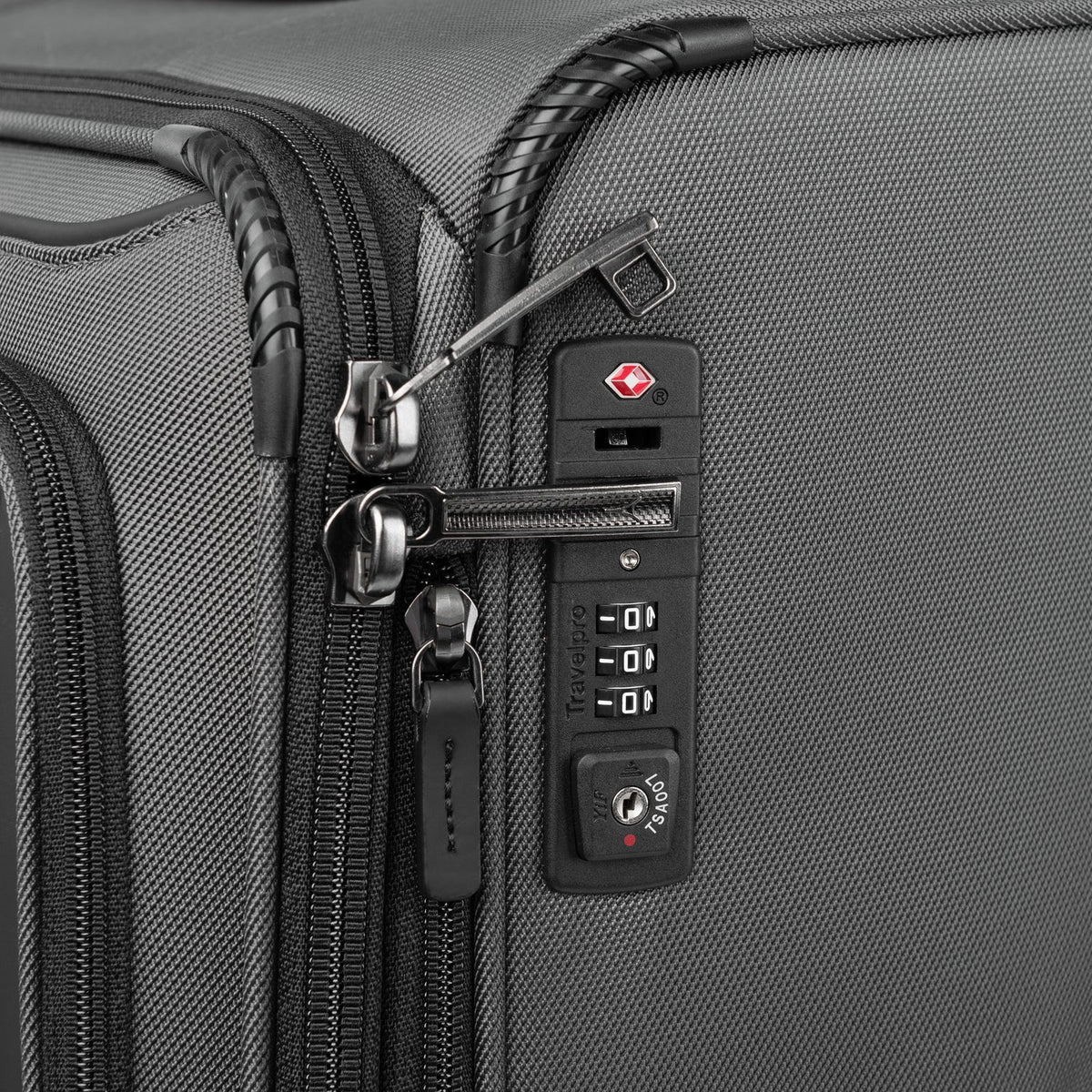 Travelpro Crew Classic Large Check-In Spinner Luggage