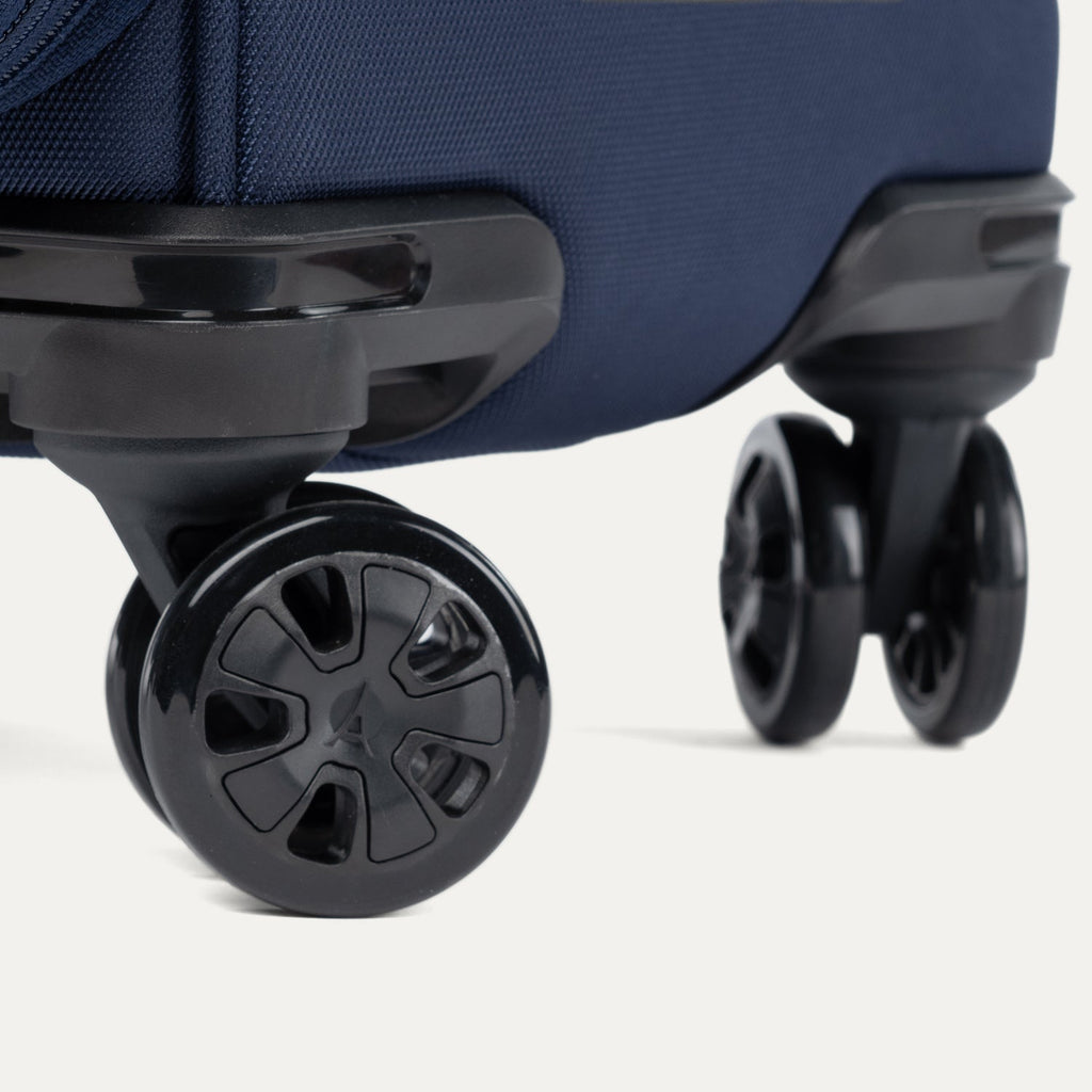 Travelpro Crew Classic Large Check-In Spinner Luggage