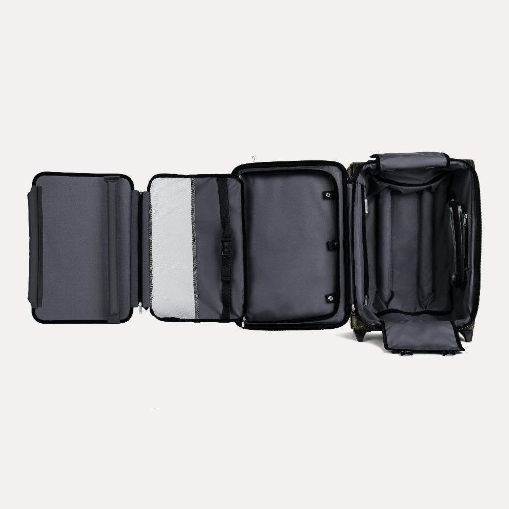 Travelpro Platinum Elite Carry-On Rollaboard Luggage