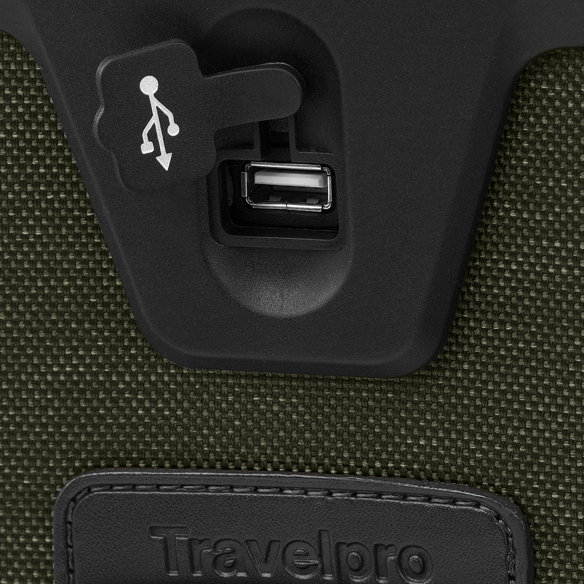 Travelpro Platinum Elite Carry-On Rollaboard Luggage
