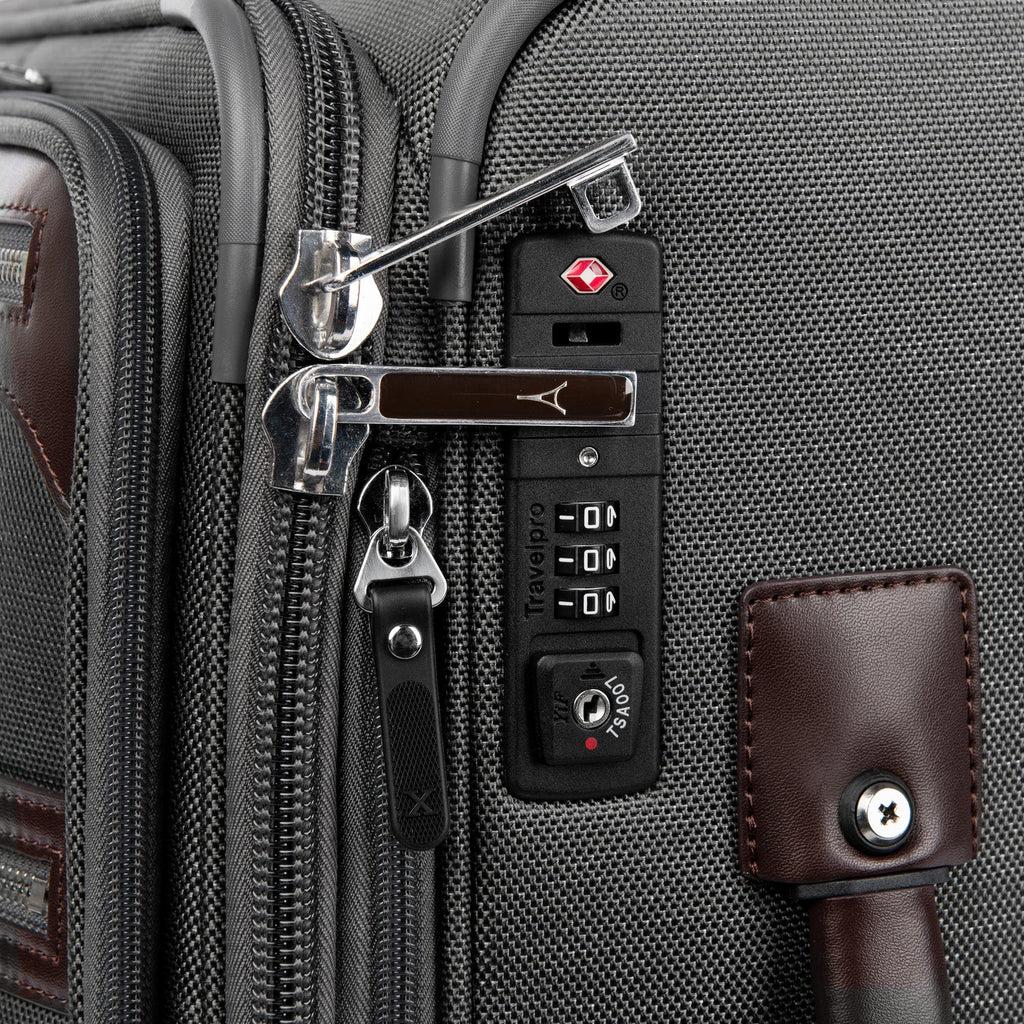 Travelpro Platinum Elite International Carry-On Spinner Luggage