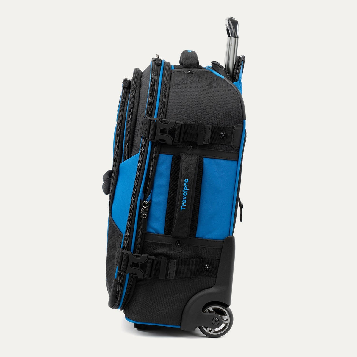 Travelpro Bold 22-Inch / 28-Inch Rollaboard Luggage Set