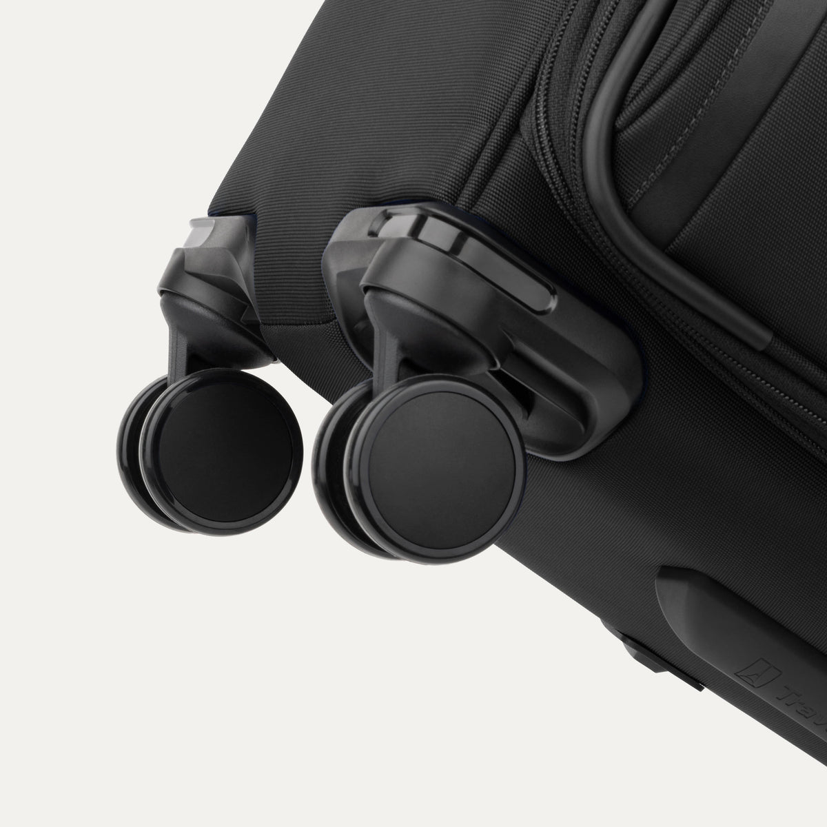 Travelpro VersaPack+ Medium Check-In Spinner Luggage