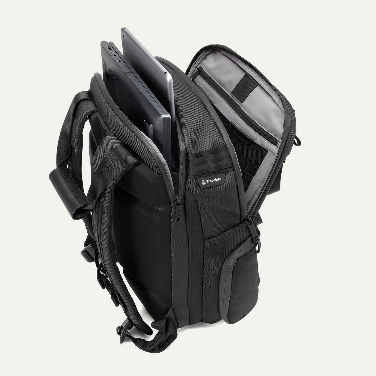 Travelpro Altitude Medium Expandable Laptop Backpack 25-30L - Final Sale