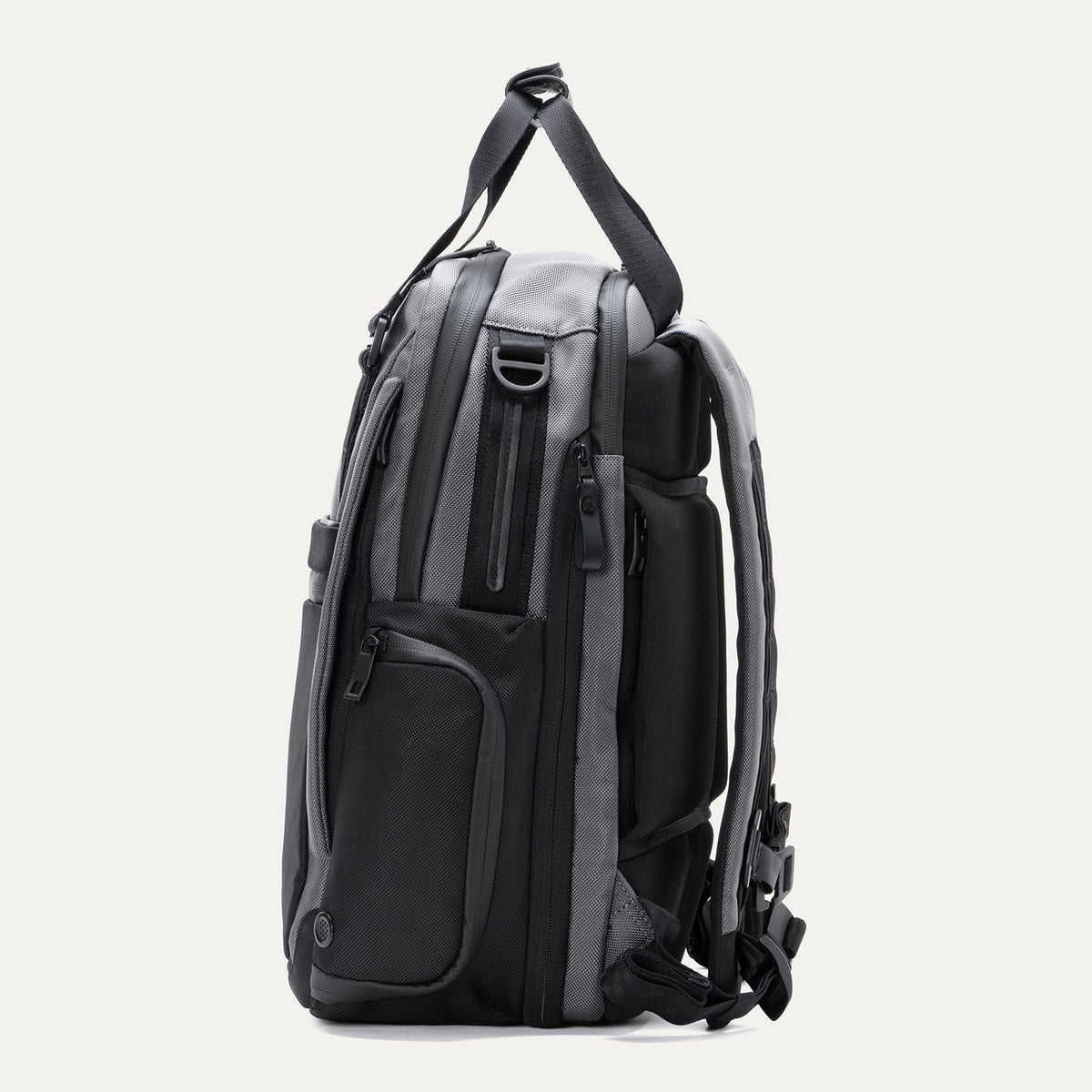 Travelpro Altitude Medium Expandable Laptop Backpack 25-30L - Final Sale