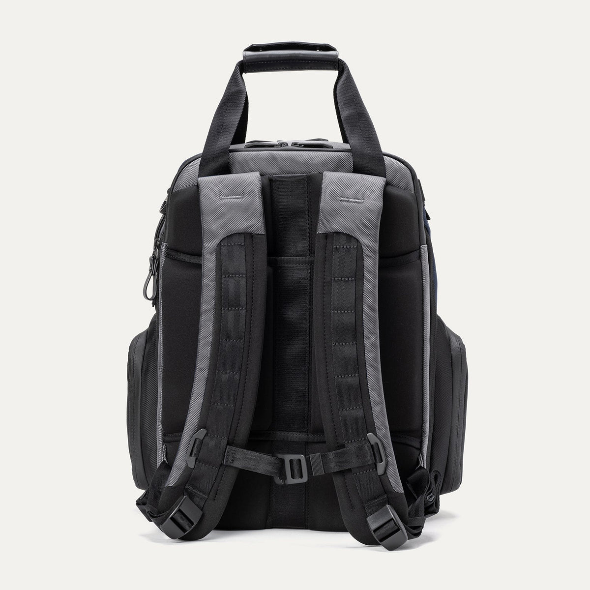 Travelpro Altitude Medium Expandable Laptop Backpack 25-30L