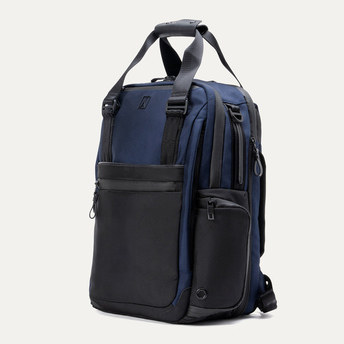 Travelpro Altitude Medium Expandable Laptop Backpack 25-30L - Final Sale