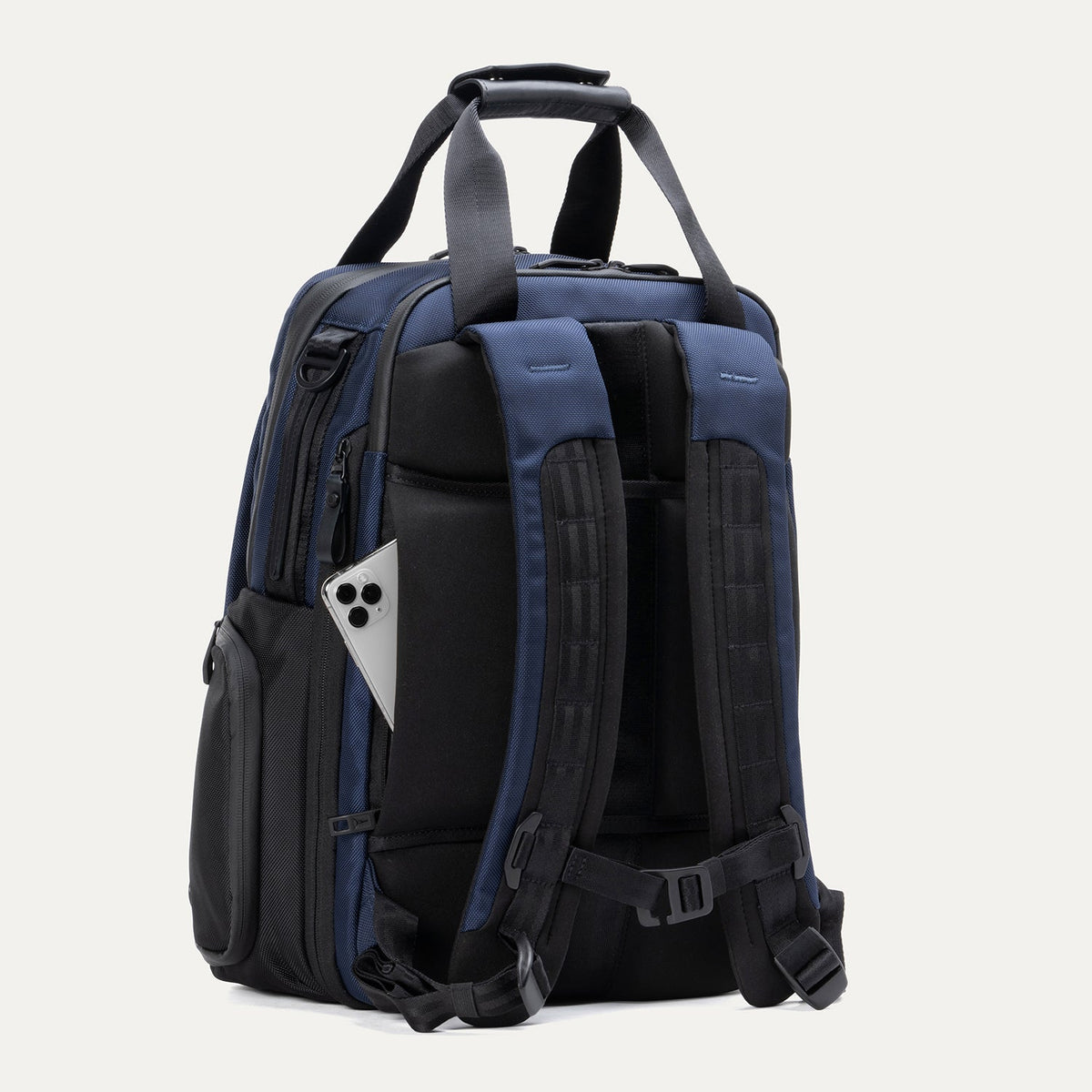 Travelpro Altitude Medium Expandable Laptop Backpack 25-30L - Final Sale
