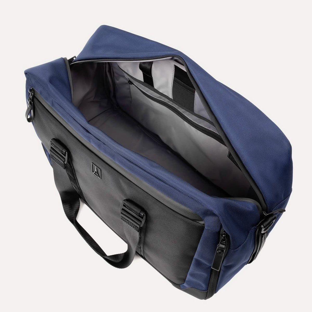 Travelpro Altitude Double Expansion Duffel