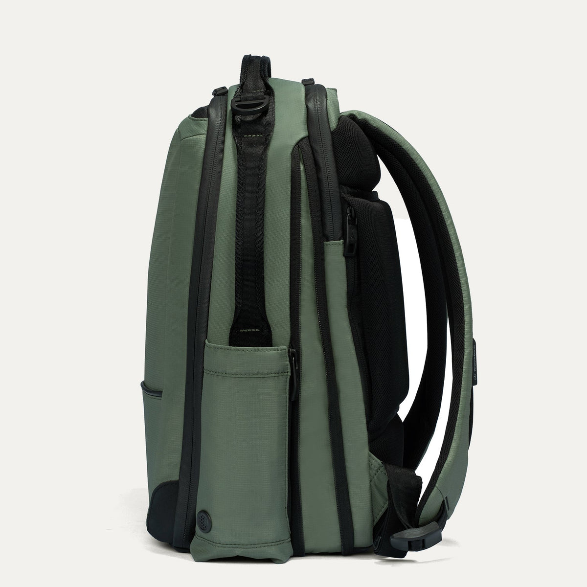 Travelpro Altitude Slim Expandable Laptop Backpack 20-24L - Final Sale