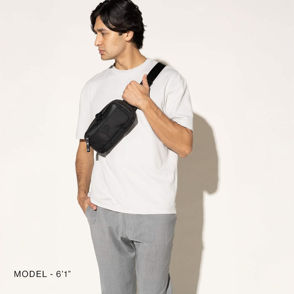 Travelpro Altitude Sling 2L - Stellar Navy / Grey