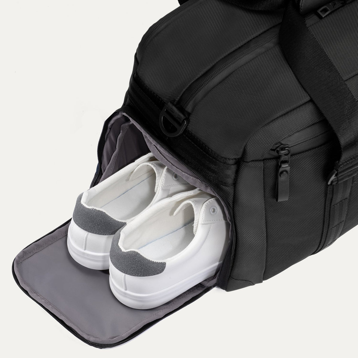 Travelpro Altitude Day-to-Day Duffel - Stellar Grey