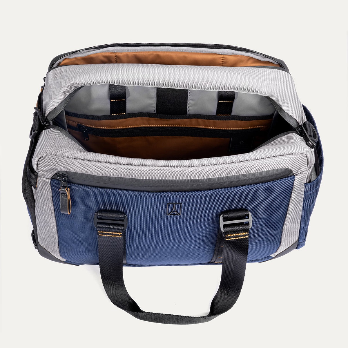 Travelpro Altitude Day-to-Day Duffel