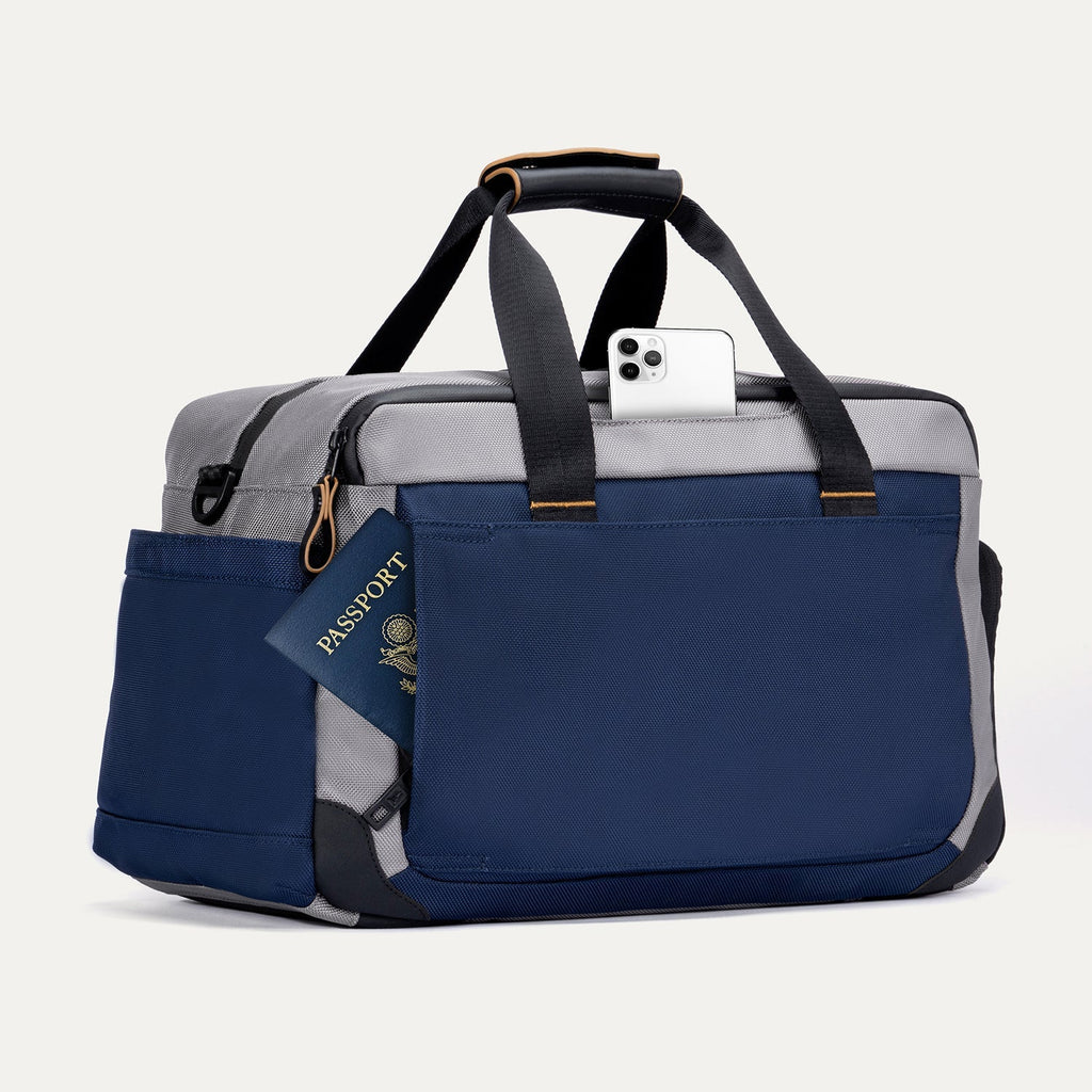 Travelpro Altitude Day-to-Day Duffel - Stellar Grey