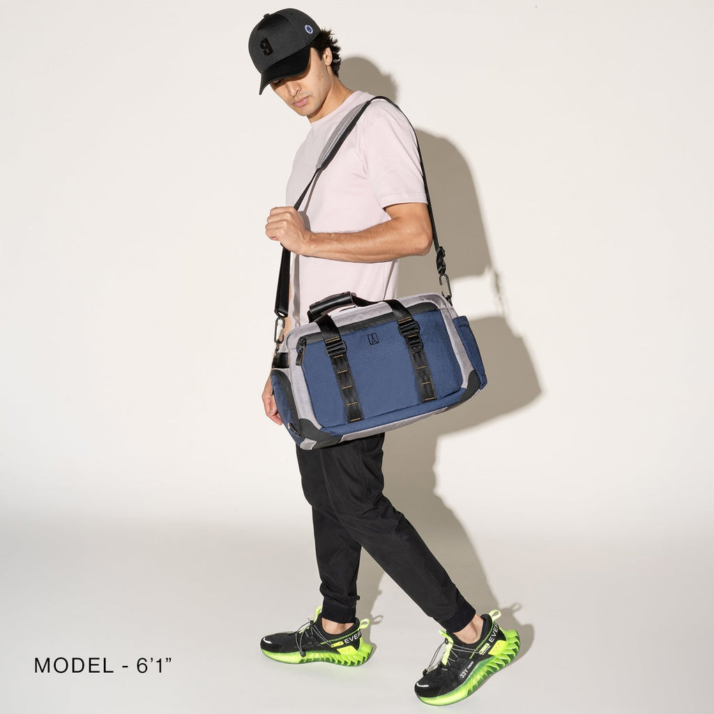 Travelpro Altitude Day-to-Day Duffel - Stellar Grey