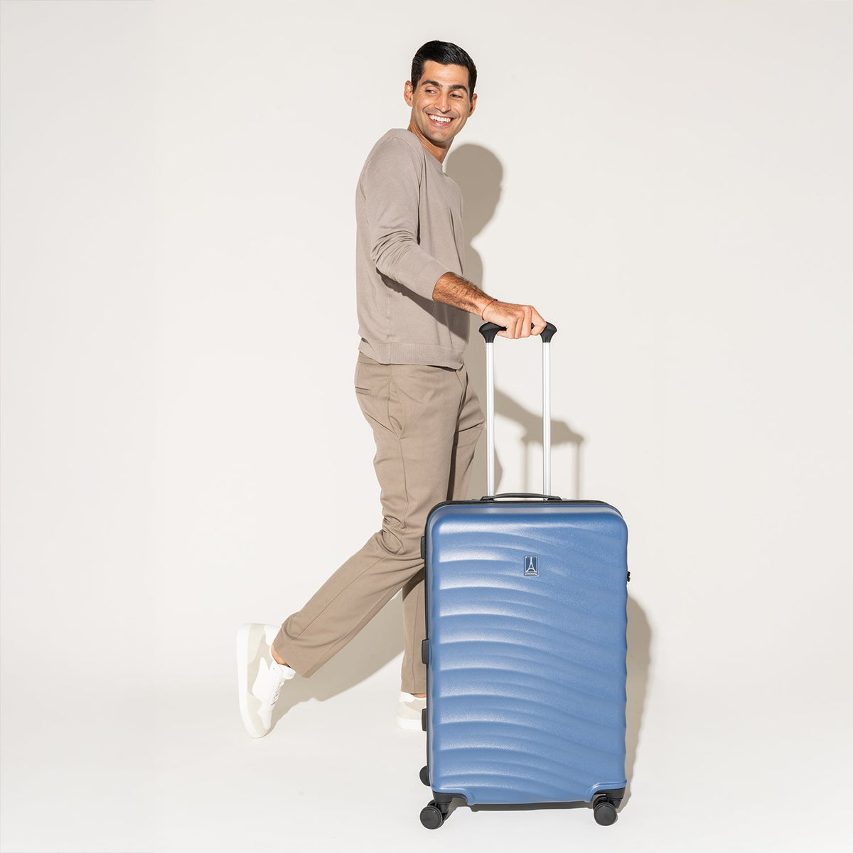 Travelpro Maxlite Air V2 Carry-On / Medium Check-In Luggage Set