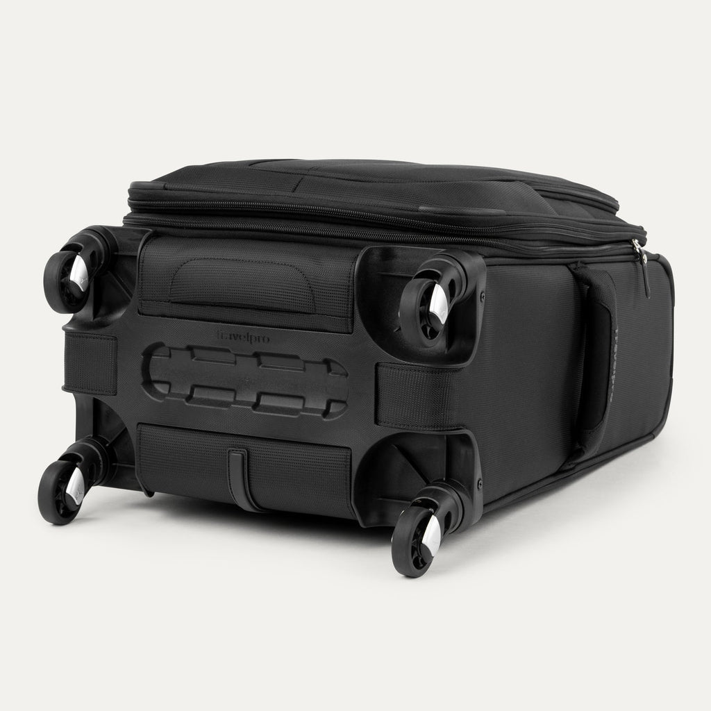 Travelpro Maxlite 5 Carry-On / Medium Check-In Luggage Set