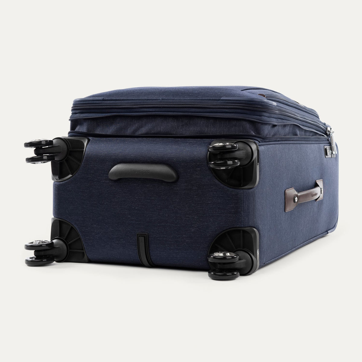 Travelpro Platinum Elite Medium / Large Check-In Luggage Set