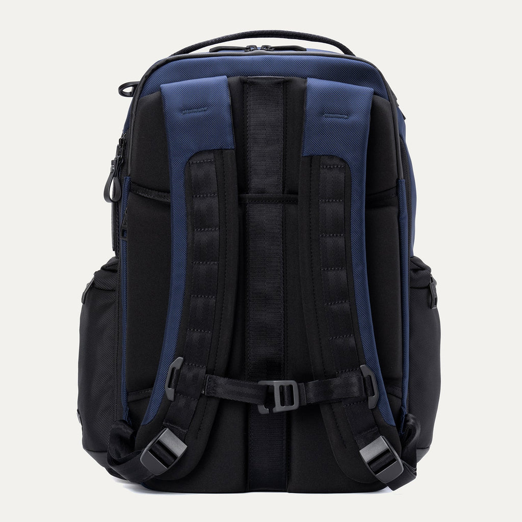 Travelpro VersaPack+ Medium Check-In Spinner / Travelpro Altitude Large Backpack Luggage Set
