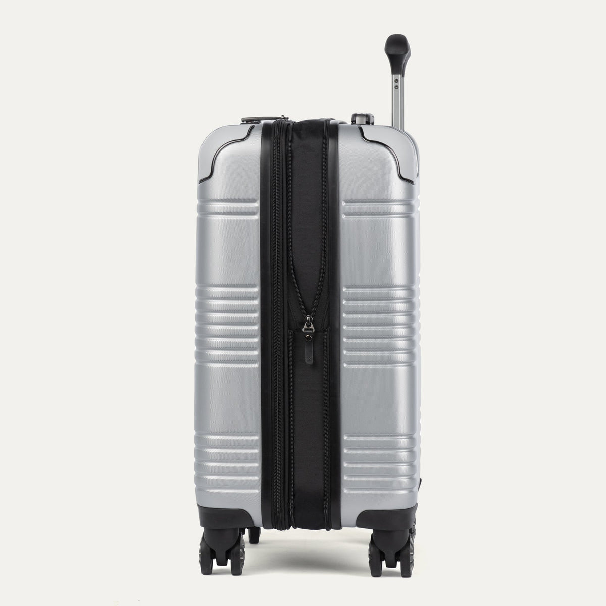 Travelpro Roundtrip Carry-On / Medium Check-In Hardside Luggage Set