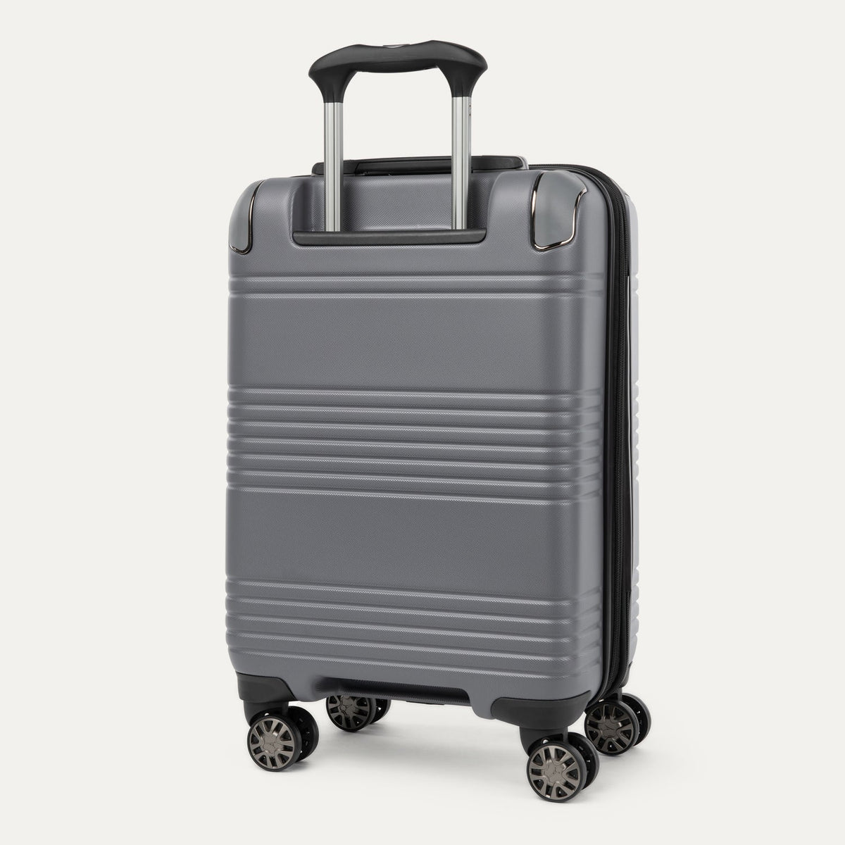 Travelpro Roundtrip Carry-On / Medium Check-In Hardside Luggage Set