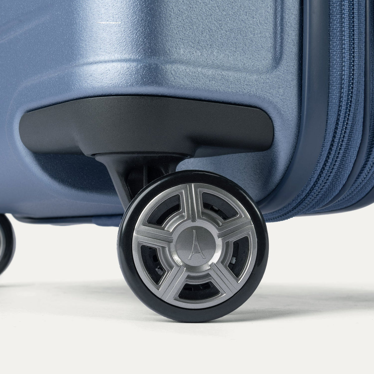 Travelpro Platinum Elite Compact Carry-On Hardside Spinner Luggage