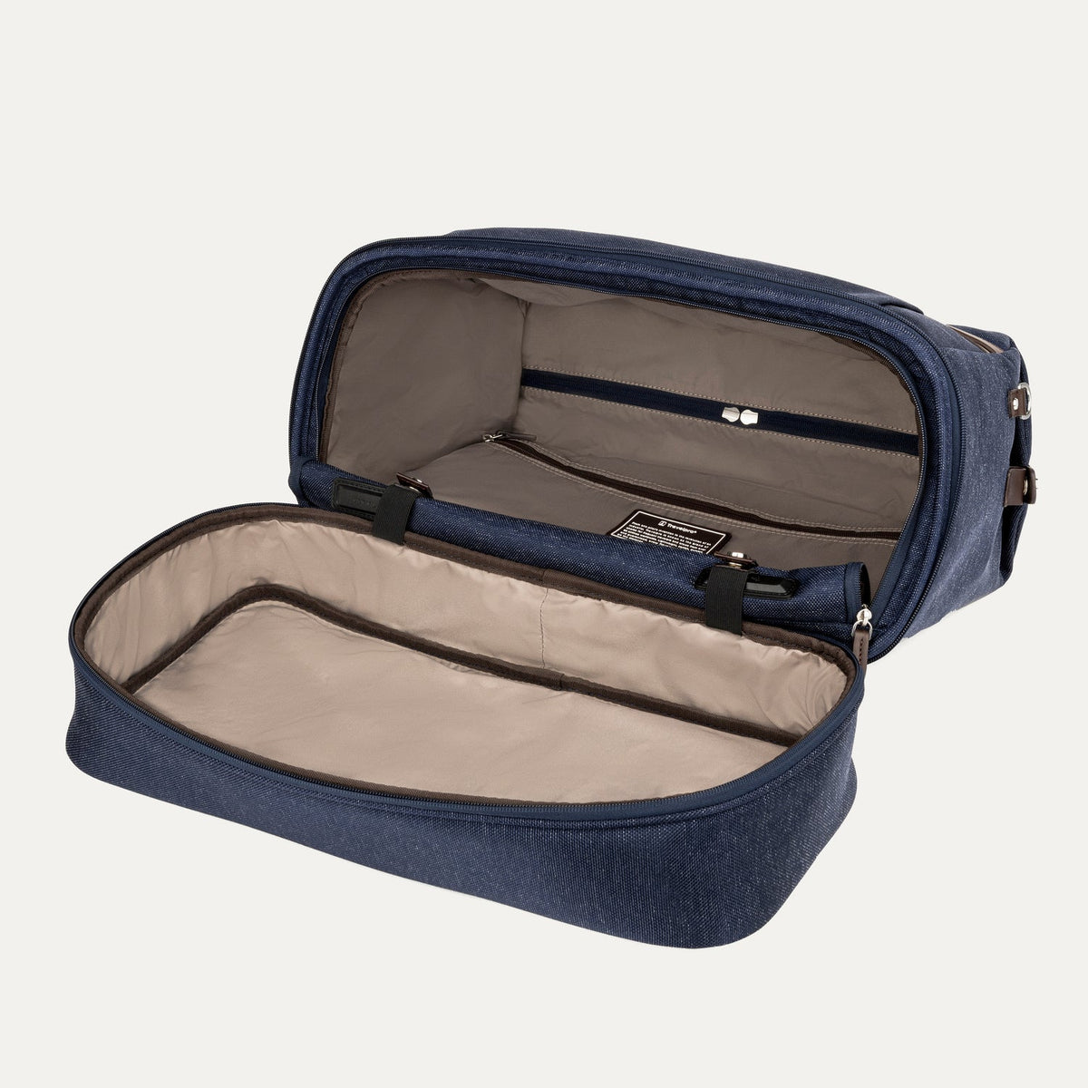 Travelpro Platinum Elite Drop-Bottom Weekender