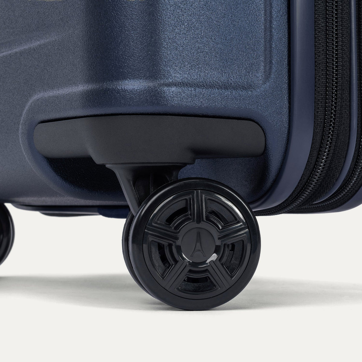 Travelpro Platinum Elite Carry-On Hardside Spinner Luggage