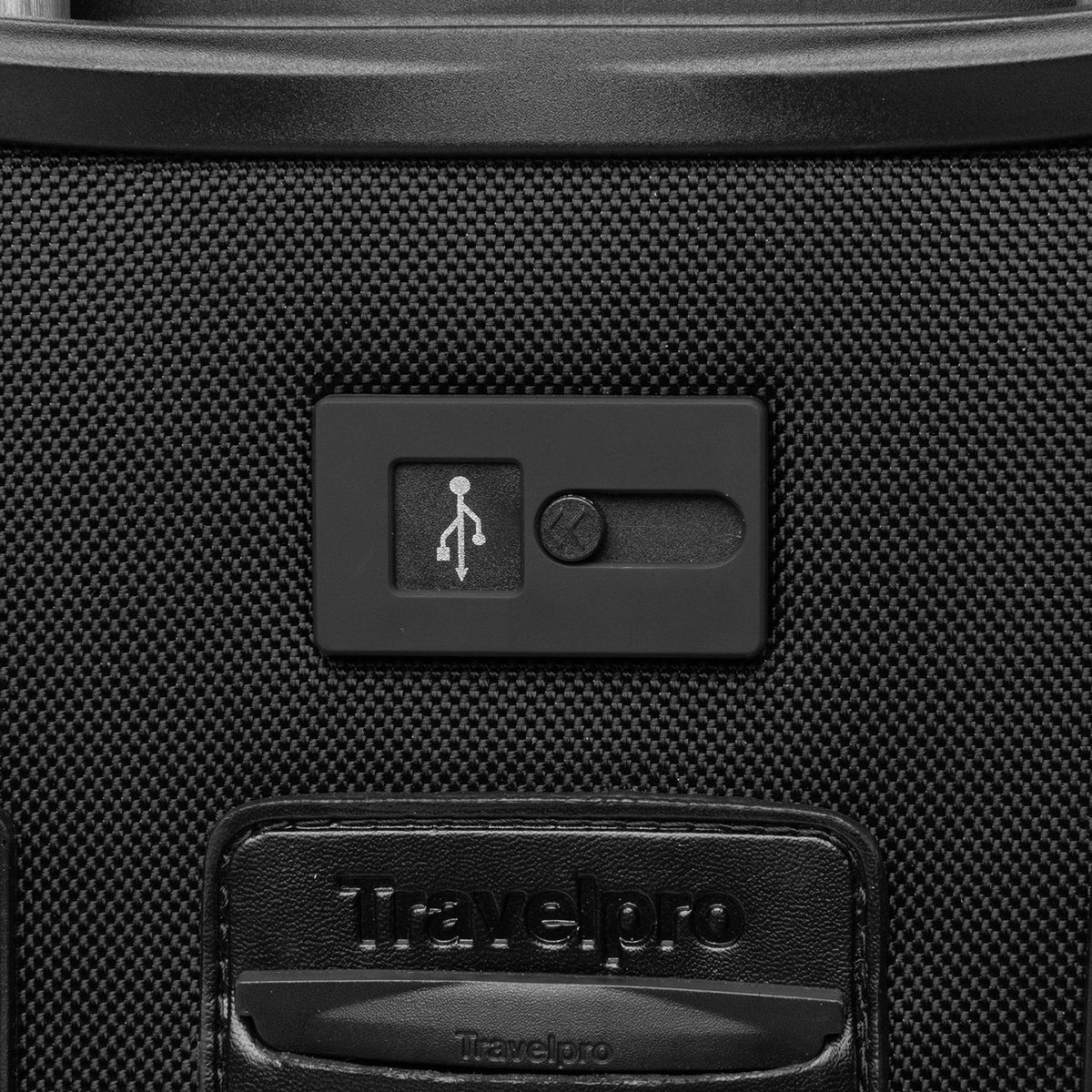 Travelpro Platinum Elite International Carry-On Spinner Luggage